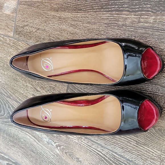 Black Peep Toes High Heels - Picture 1 of 8